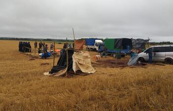 Intervención policial en la compañía Zapatero Cué del distrito de Santa Rosa, Misiones.