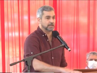 Mario Abdo Benítez, presidente de la República,durante la inauguración del pabellón de contingencia del Hospital de Pedro Juan Caballero.