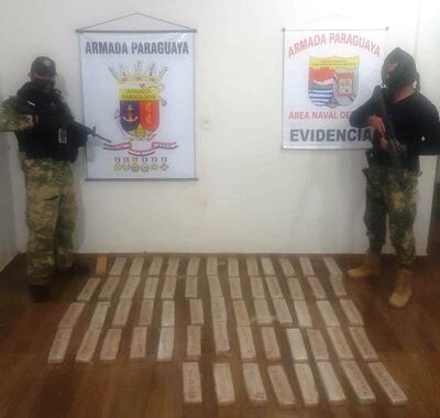 La droga incautada por los militares en la zona de la Central Hidroeléctrica de Acaray.