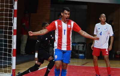 Richard Rejala festeja uno de los tantos de Paraguay contra Panamá en los Juegos Suramericanos Asunción 2022.