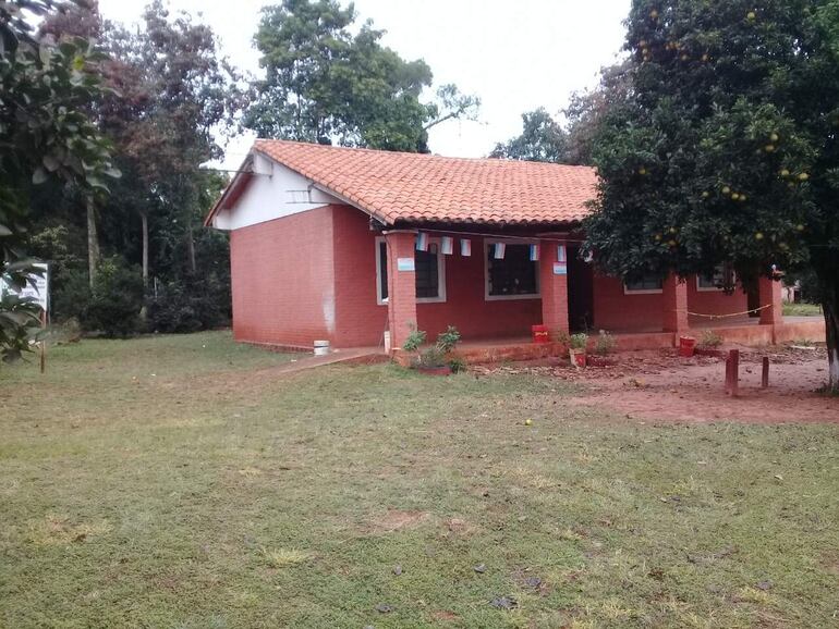 La comunidad educativa de la Escuela San Isidro Labrador de la compañía 5ª Linea de Yrybucuá pide la apertura del Nivel Medio.