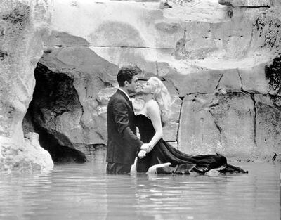 “La dolce vita” es un clásico del cine, dirigido por Federico Fellini.