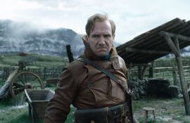 King's Man el origen película Ralph Fiennes