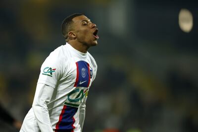 Kylian Mbappé anotó cinco goles en la victoria del PSG en Copa de Francia