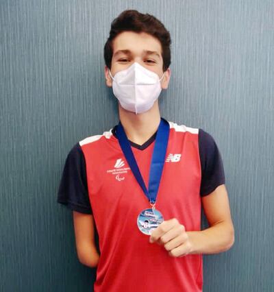 El nadador Rodrigo Hermosa ganó el bronce en Estados Unidos.