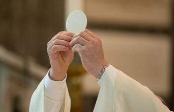 Imagen ilustrativa de una hostia