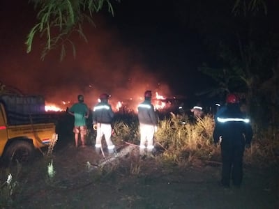 En solo una tarde se tuvo ocho focos de incendio en Ayolas.