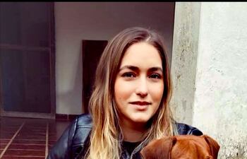 La joven Melissa Lichi Torres, quien padece de un tumor, planteó un amparo para poder recibir la dosis, que fue rechazada en primera instancia.