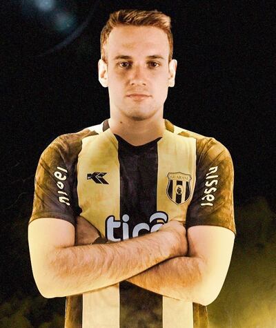 Gastón Gil Romero, en Guaraní.