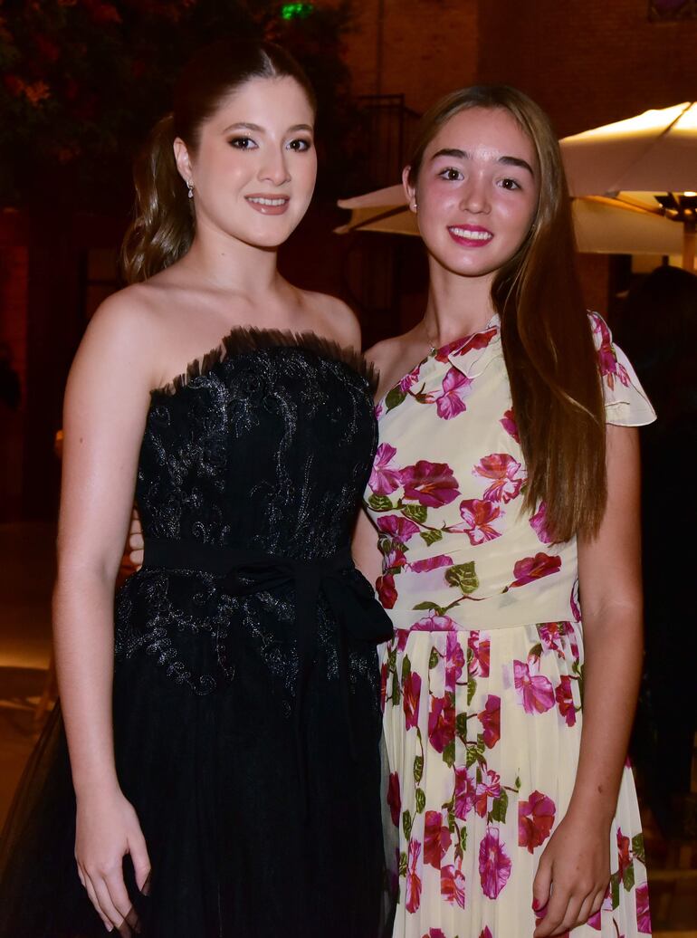 Eugenia Castillo y Ana Paula Gill.