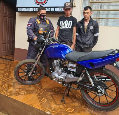 Los dos hermanos quedaron detenidos a disposición del Ministerio Público.