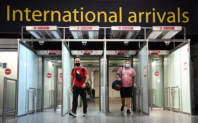 El Reino Unido ha abierto sus fronteras a los ciudadanos estadounidenses y europeos con dosis completa.