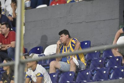 El hincha de Luqueño no puede creer que su equipo jugará la Intermedia