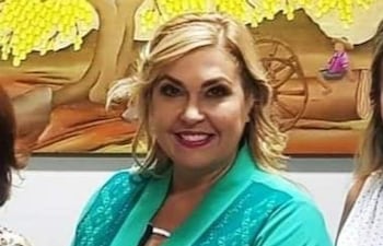 Carolina Lapierre fue una persona que se destacó por una intensa vida en acciones sociales y entidades de servicio. En julio del año pasado asumió como concejal municipal de Encarnación para culminar el periodo 2015-2021 en reemplazo de su correligionario Sebastián Remezowski (ANR cartista).