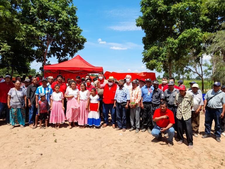 Representantes de indígenas el Chaco apoyan a Marito.