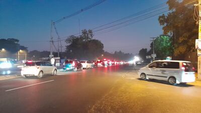 En la zona de Ytororó, entre San Antonio, Ñemby y Ypané, el tránsito se tornó caótico, debido a que en el lugar no existe semáforo.