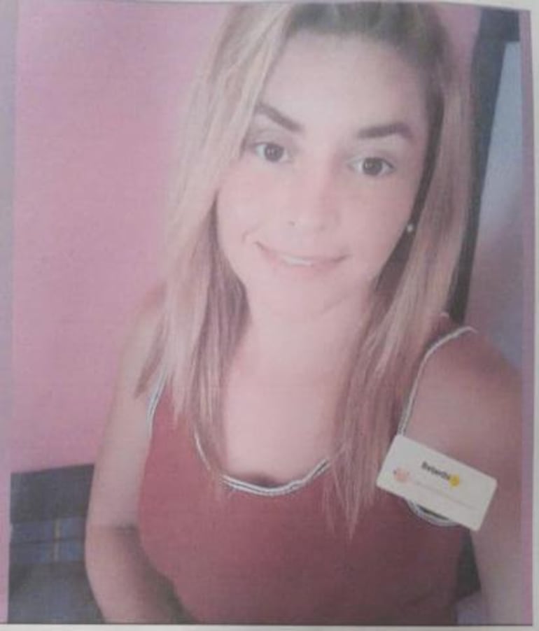 Daiana Espinosa, de 21 años, se encuentra desaparecida desde el viernes de madrugada.