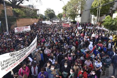 Multitudinaria, y con mucha aglomeración, por cierto, fue la manifestación que se hizo frente a la sede de Itaipú en Asunción.
