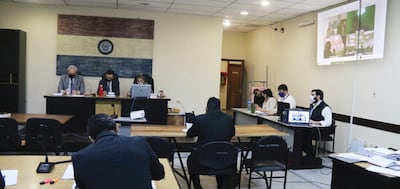 El Tribunal de Sentencia, presidido por Sandra Farías e integrado por Héctor Fabián Escobar y Wilfrido Peralta, dio a conocer su sentencia ayer en un juicio oral y público por narcotráfico.