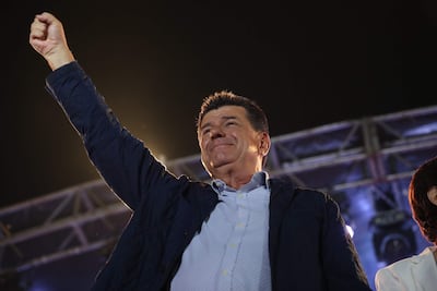 Efraín Alegre, candidato de la Concertación Nacional, durante su cierre de campaña anoche.