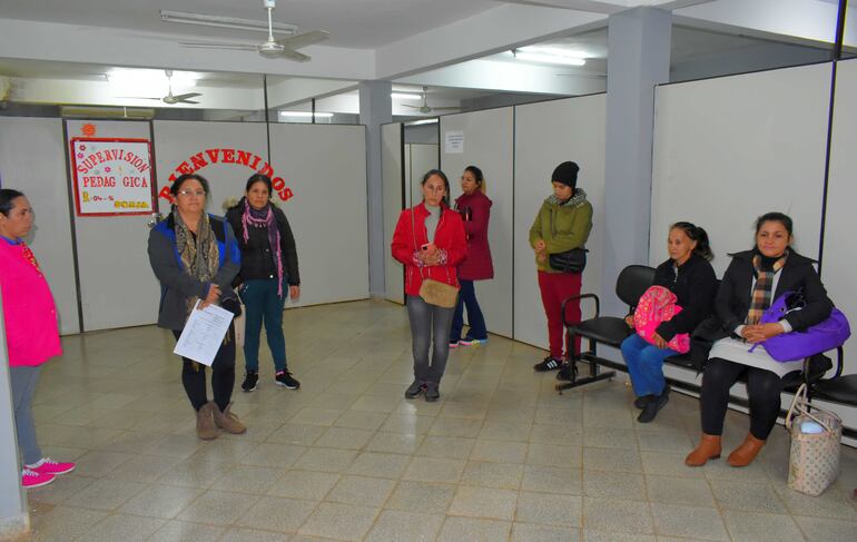 Madres de familia piden retirar los alimentos de las escuelas.