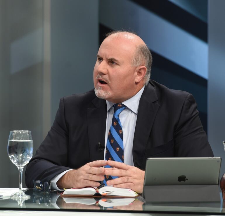 Federico Campos López Moreira, abogado de la coordinadora de víctimas de la usura de Ramón González Daher