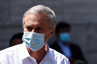 El candidato presidencial por el partido Republicano, José Antonio Kast, habla durante un acto de campaña, en Santiago (Chile).