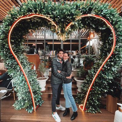 Los enamorados Acho Laterza y Euge Camperchioli viven días de ensueño en Colombia.