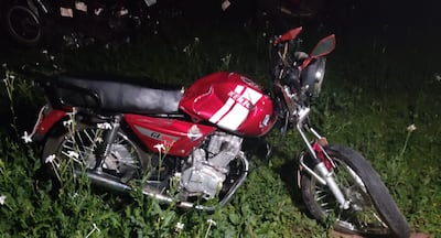 Motocicleta que conducía el adolescente fallecido.