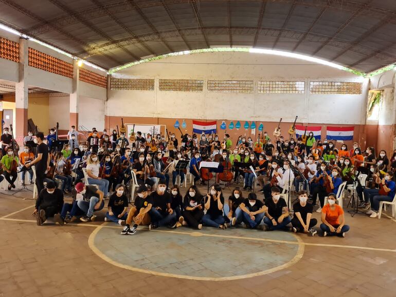 El Seminario Regional de Orquestas Juveniles se denomina la actividad que es un espacio de intercambio y aprendizaje que se brinda a niños y jóvenes músico.