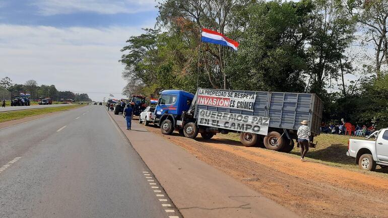 Productores de muchas zonas se manifestaron pidiendo seguridad y paz en el campo.