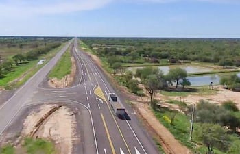Vista aérea de uno de los tramos de la duplicada Ruta Transchaco