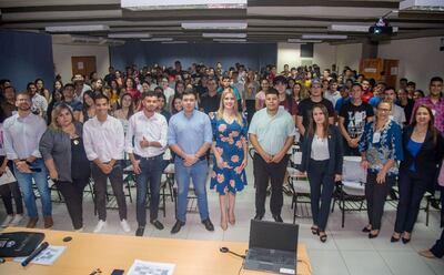 Unos 300 estudiantes de Caacupé participaron de la “Escuela de Liderazgo Universitario”