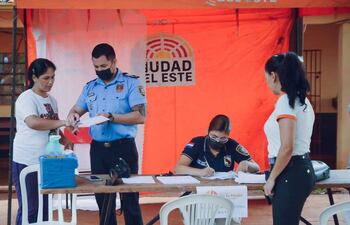 El servicios de cedulación fue uno de los servicios ofrecidos por el Día Internacional de la Mujer.