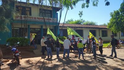 Gremios docentes de la zona realizaron reiteradas protestas por elevación de categoría del IPS de Curuguaty.