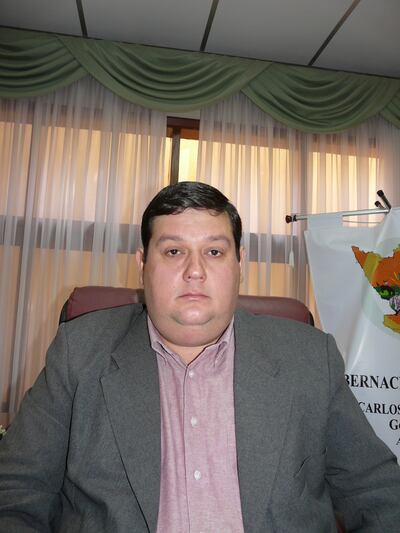 Carlos Afara, intendente.