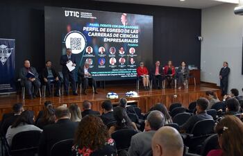 Varios especialistas expusieron los alcances de contar con profesionales altamente capacitados.