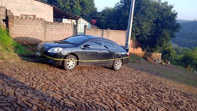 El automóvil de las víctimas fue abandonado en la zona baja del km 4,5 de Ciudad del Este.
