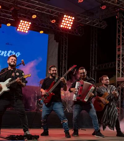 Tierra Adentro en el festival Un Canto a la Vida.