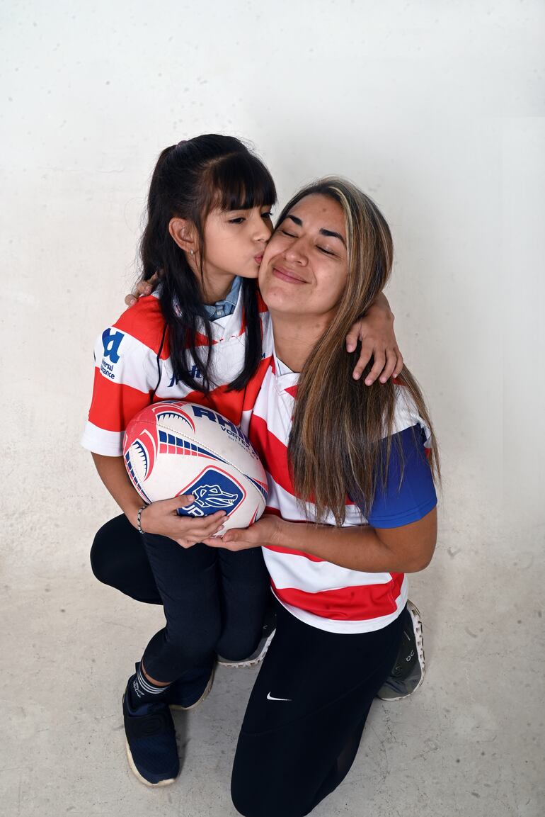 Amor incondicional entre madre e hija.