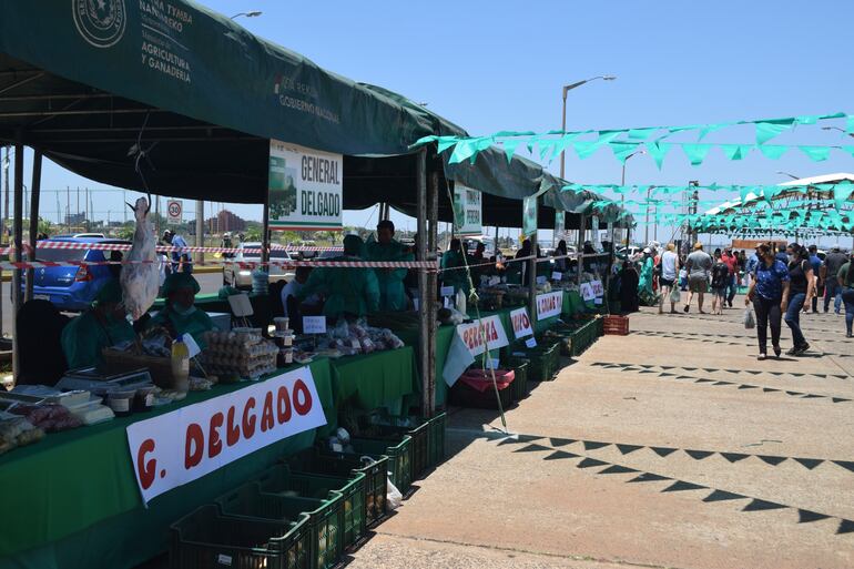 Productos de buena calidad y a precios rebajados se ofrecen en las ferias “Automag”, del productor directo al consumidor.