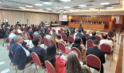 Público que participó de las audiencias públicas para ministro de la Corte Suprema de Justicia, en el salón Serafina Dávalos, del Poder Judicial.