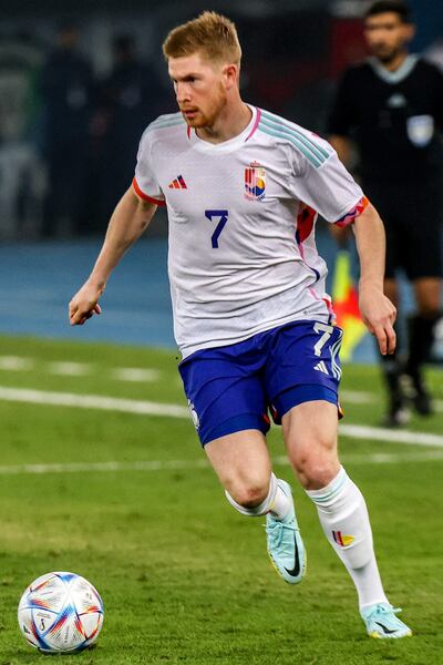 Kevin de Bruyne, 31 años, uno de los jugadores más talentosos de la selección de Bélgica, que confía en su generación dorada para mejorar su actuación en la última edición de la Copa del Mundo.