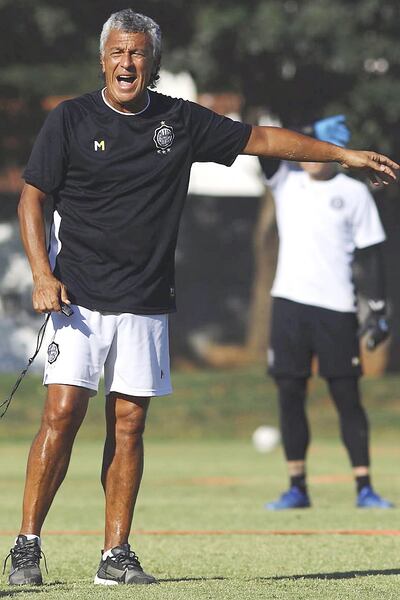 Néstor Gorosito dirigió 17 partidos, con siete victorias, seis derrotas y cuatro empates. Fue campeón del Clausura 2020.