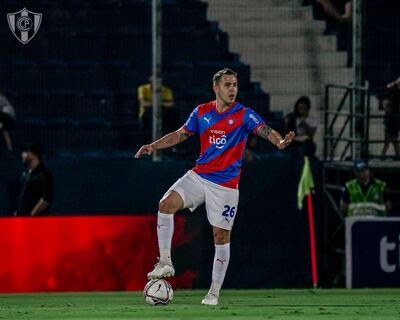 Robert Piris da Motta, titular en Cerro Porteño ante Fortaleza.