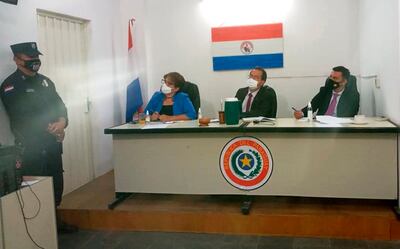 Los jueces Sonia Villalba, Christian Bernal y Christian González, integrantes del Tribunal de Sentencia.