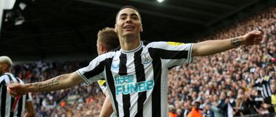 Miguel Almirón marcó su cuarto gol en nueve partidos en la temporada con el Newcastle.