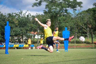 El argentino Paul Charpentier es una de las incorporaciones del Sportivo Luqueño para su vuelta a la Primera División.