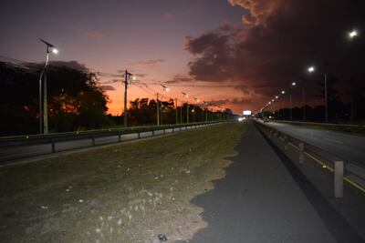 Luego de la publiación periodística hecha por nuestro medio, MOPC manda a limpiar avenida llena de matorrales.