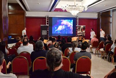 Casi un centenar de representantes de empresas del centro participaron ayer en el encuentro convocado por Amcha. El evento se desarrolló en el Hotel Guaraní, ayer por la tarde.